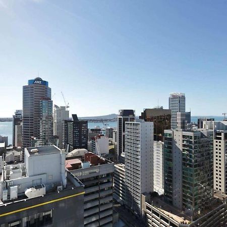 Modern 2 Bedroom Apartment 1 Minute To Skytower Auckland Bagian luar foto