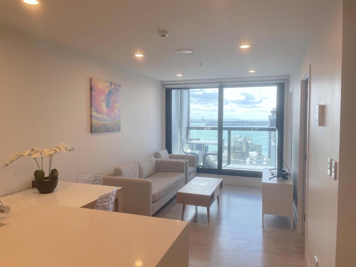 Modern 2 Bedroom Apartment 1 Minute To Skytower Auckland Bagian luar foto