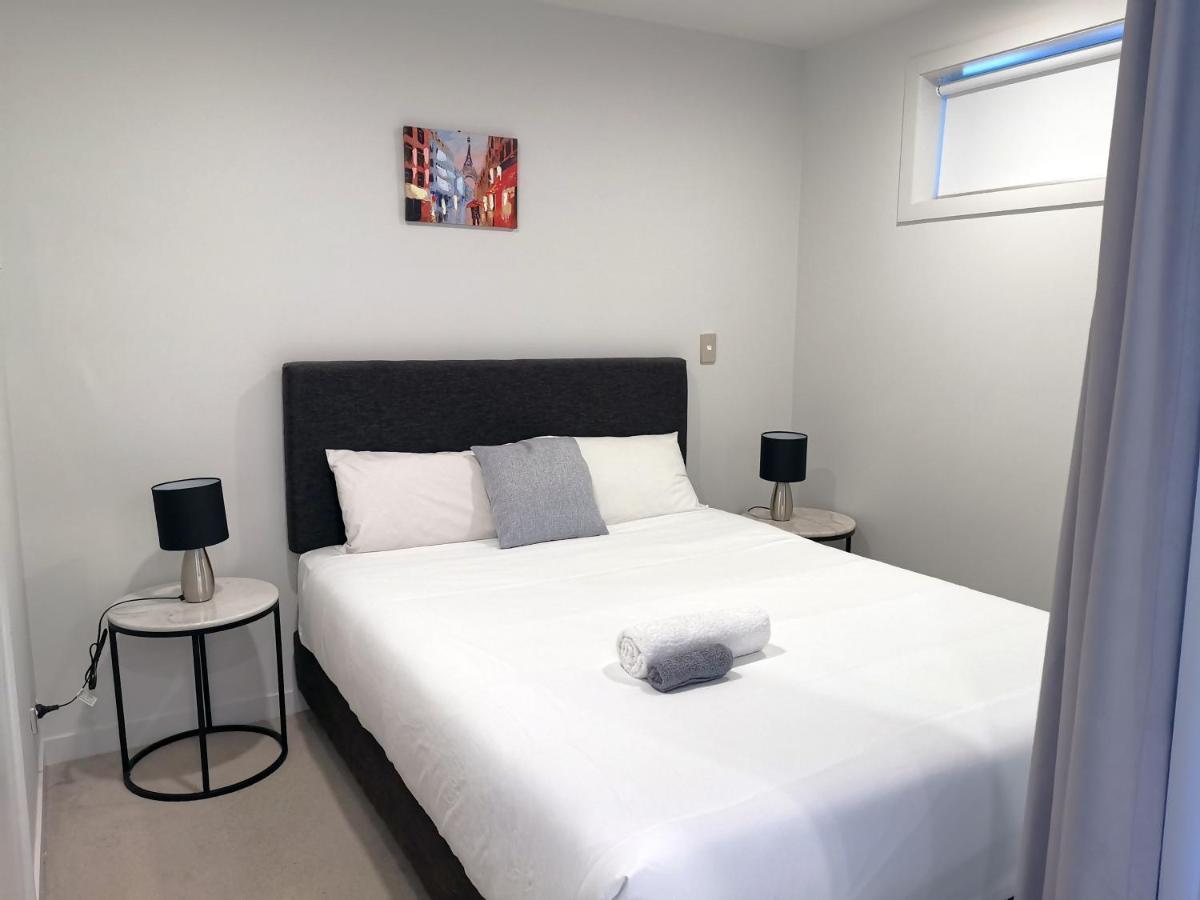 Modern 2 Bedroom Apartment 1 Minute To Skytower Auckland Bagian luar foto